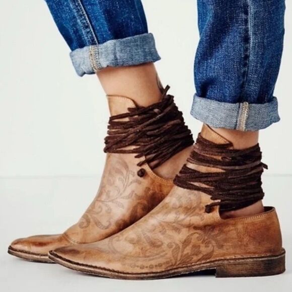 Free People Ajax Black Suede Lace Back Tie Ankle Women’s Booties Sz 37/US 6.5 - Picture 11 of 11